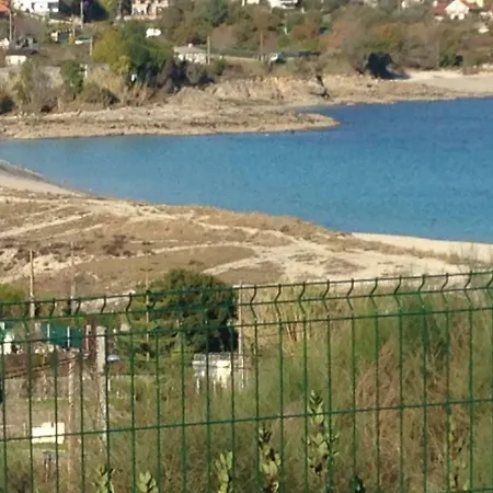 Casa A Pie De Playa Areabrava - En Cangas - -galicia- Espana 別荘